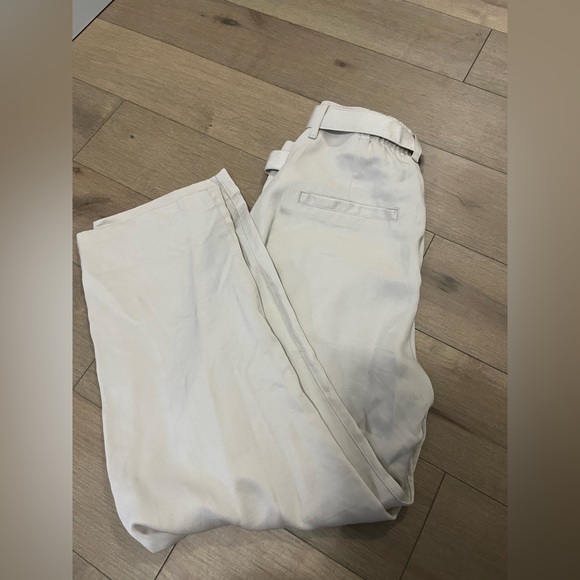 Abercrombie Belted pants - Picture 3 of 4